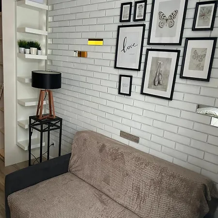 Apartment Northern Lights Small B At Emmas Street 28,